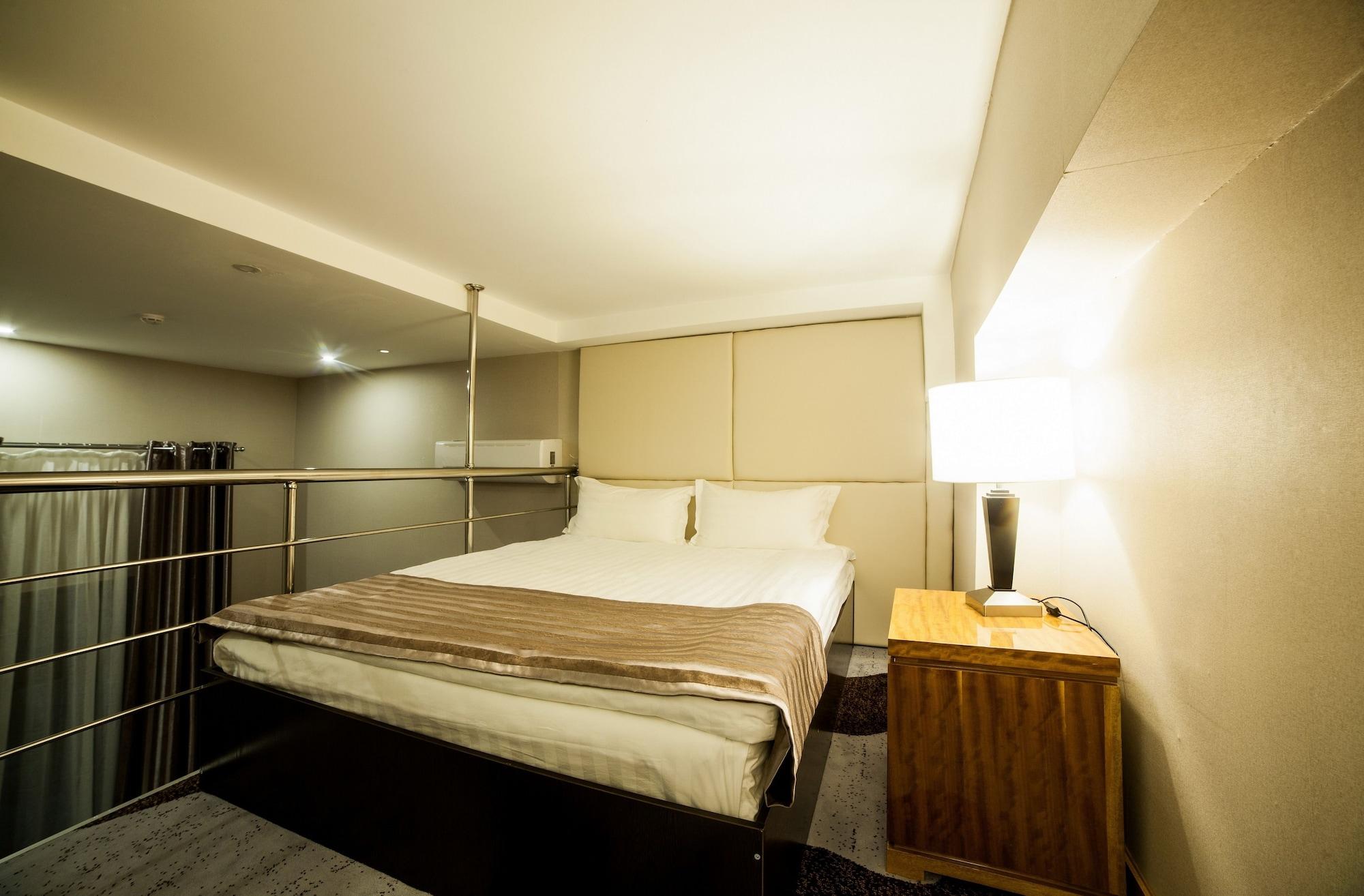 Absolute Hotel อัสตานา ภายนอก รูปภาพ