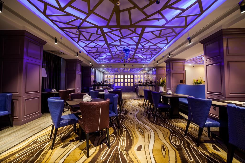 Absolute Hotel อัสตานา ภายนอก รูปภาพ